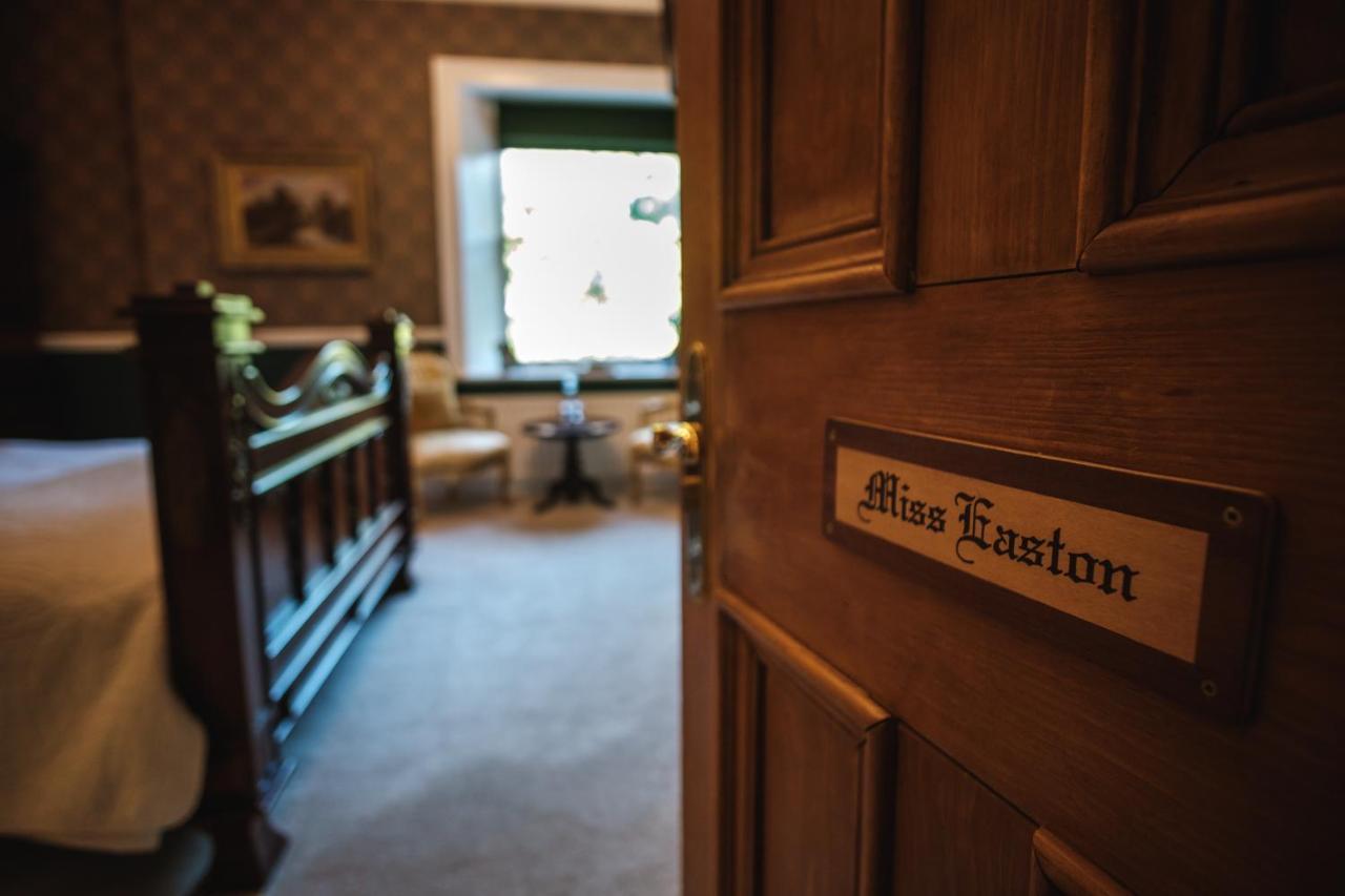 West Layton Manor Bed & Breakfast 5*