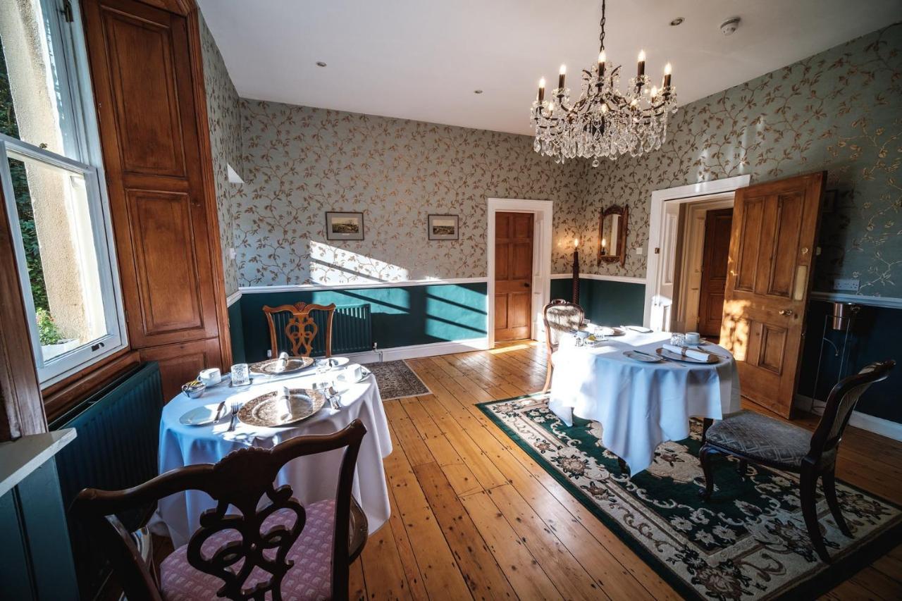 West Layton Manor Bed & Breakfast