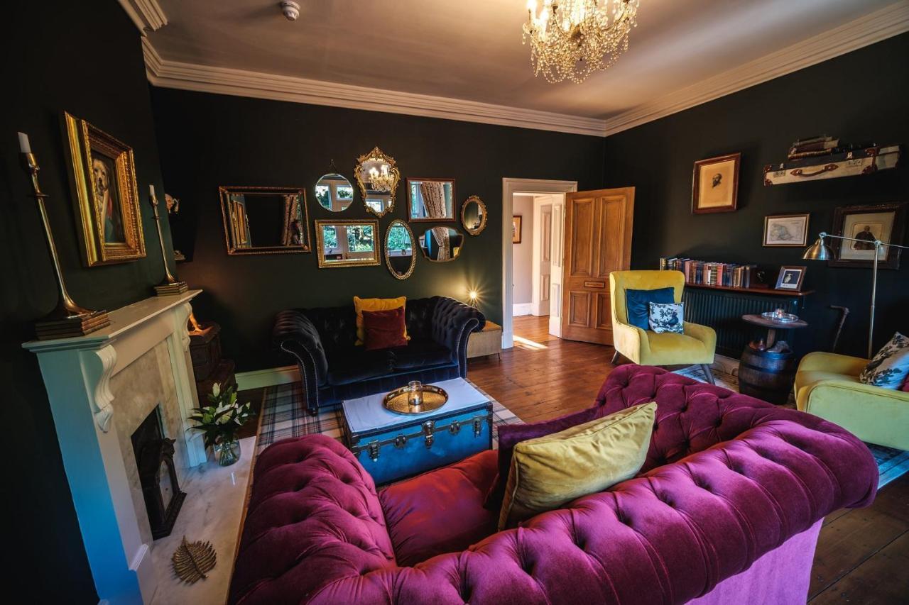 Bed & Breakfast West Layton Manor