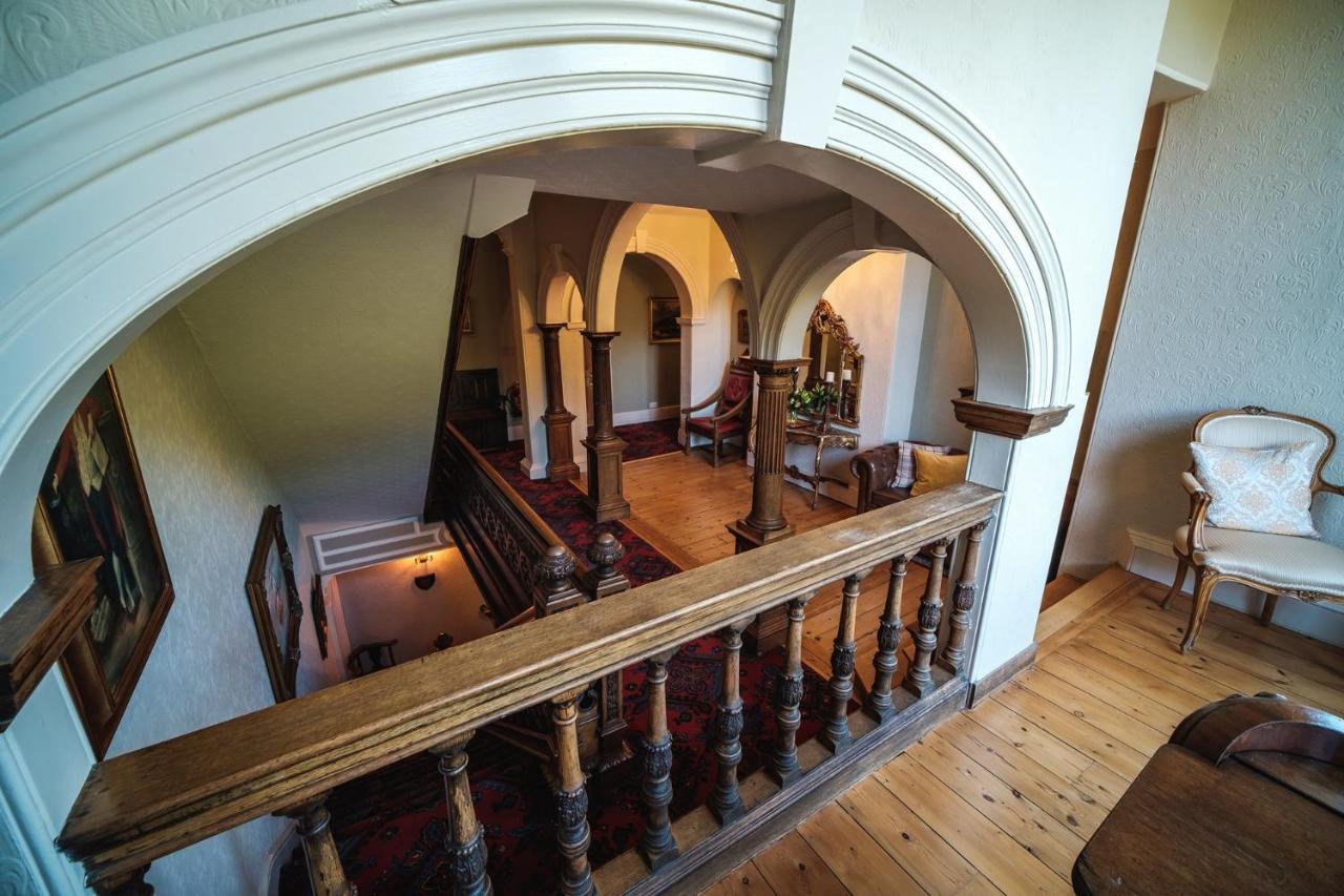 West Layton Manor 5*